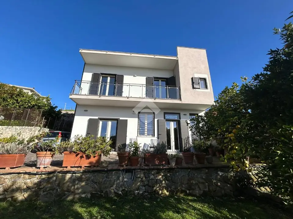 Villa singola in vendita a Salerno