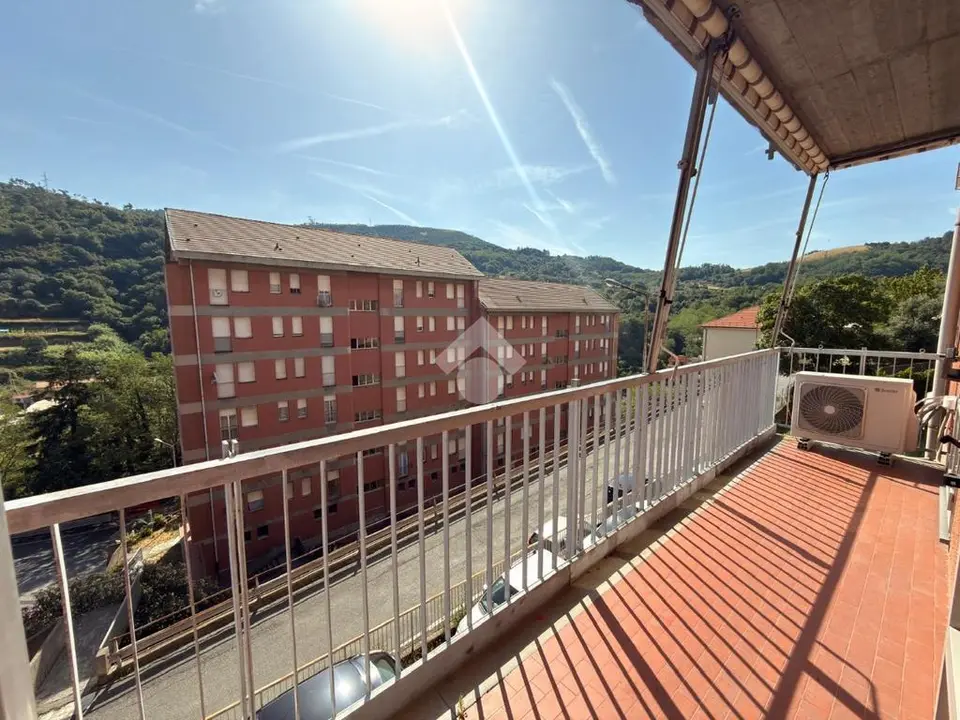 6 locali in vendita a Mele