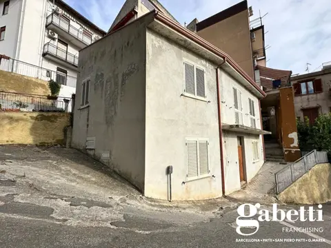 Casa Indipendente in VIA CARCERE SNC, Montagnareale (ME)