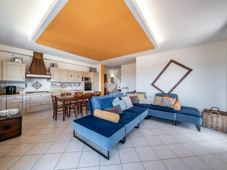 5 locali in vendita a Verona