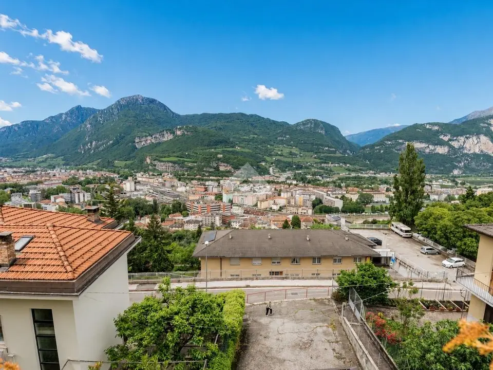 5 locali in vendita a Trento