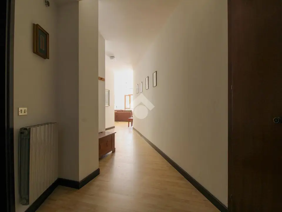 Trilocale in vendita a Salò