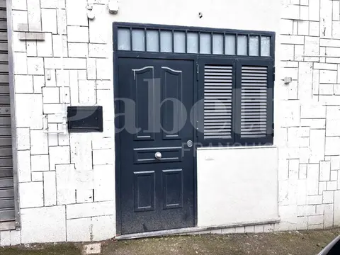Appartamento in Via Filippo Maria Briganti , Napoli (NA)