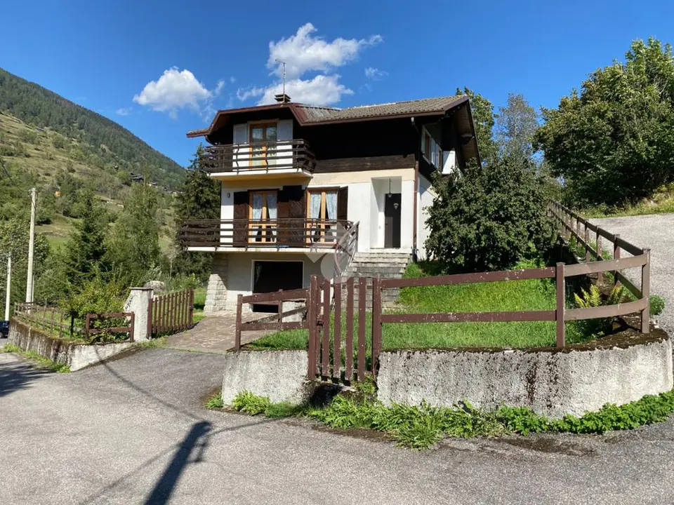 Villa singola in vendita a Temù