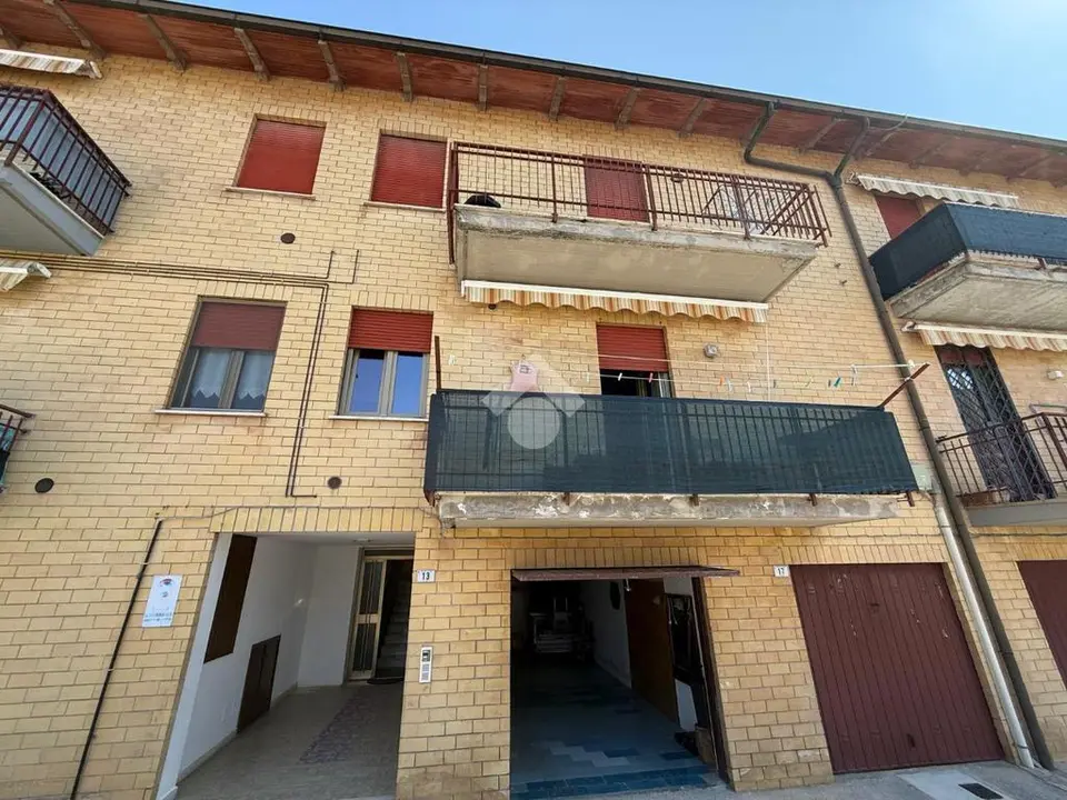 5 locali in vendita a Gubbio