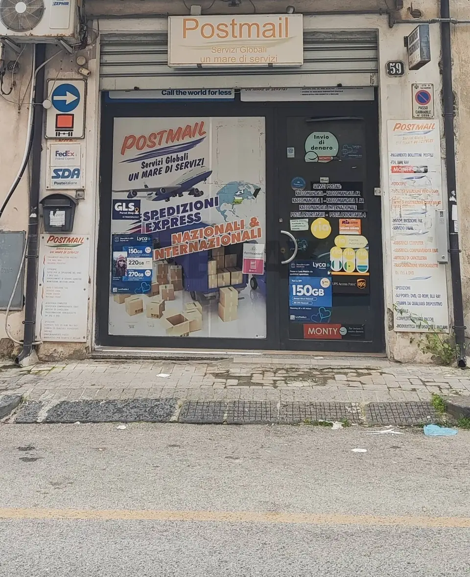 Attività  Commerciale in Affitto a Caltagirone