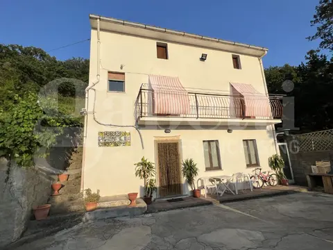 Casa Indipendente in Strada provinciale 257 -, Amantea (CS)