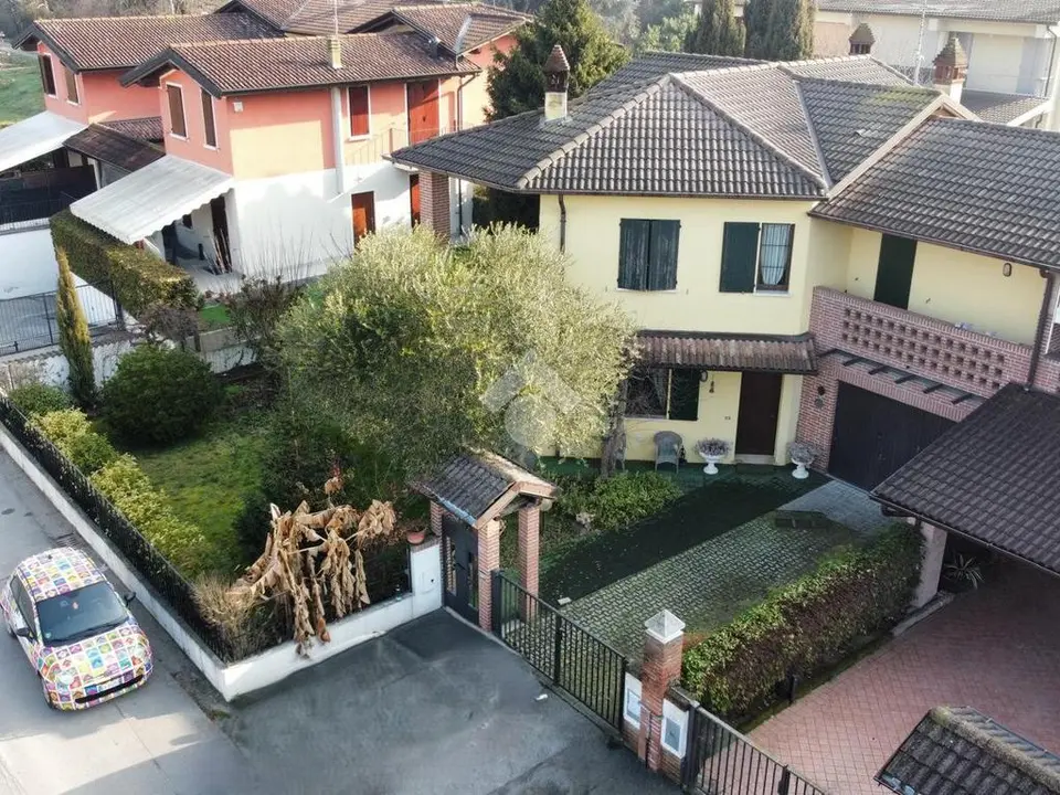 Villa a schiera d'angolo in vendita a Barbariga