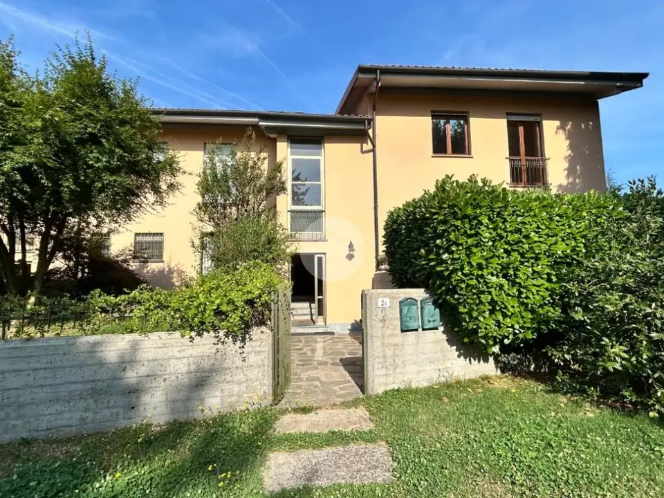 5 locali in affitto a Vinovo