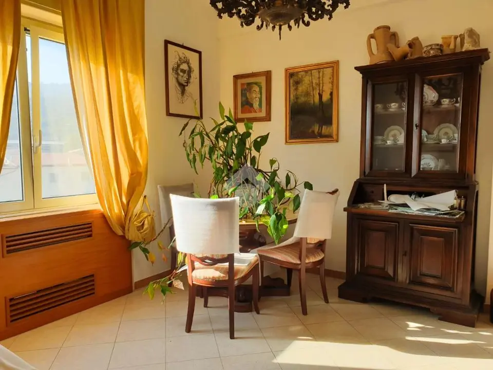 5 locali in vendita a Sapri