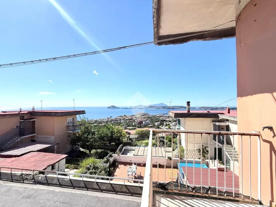 Trilocale in vendita a Pozzuoli