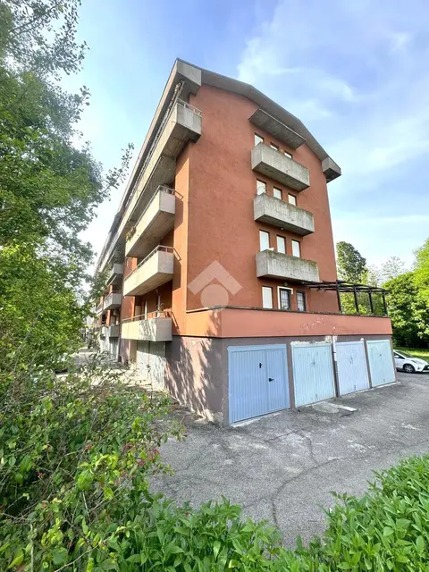 5 locali in vendita a San Giovanni In Persiceto