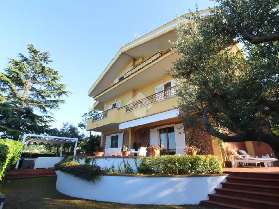 Villa singola in vendita a Pescara