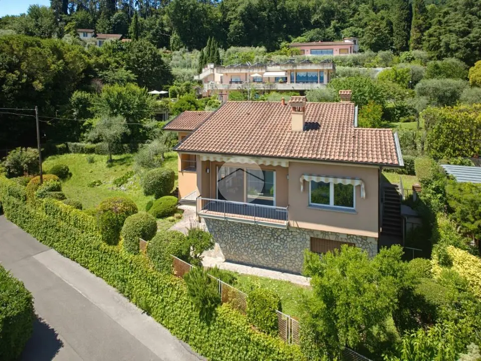 Villa singola in vendita a Salò
