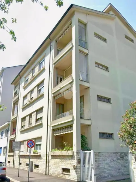 5 locali in affitto a Torino