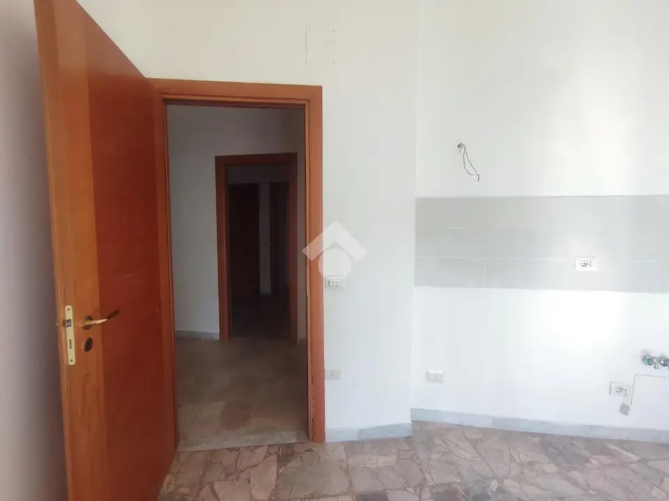 Quadrilocale in affitto a Napoli