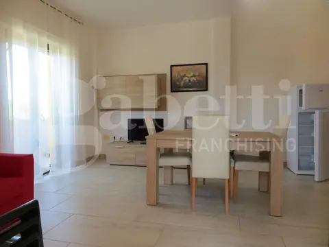 Appartamento in Via Vittorio Veneto 15, Giurdignano (LE)