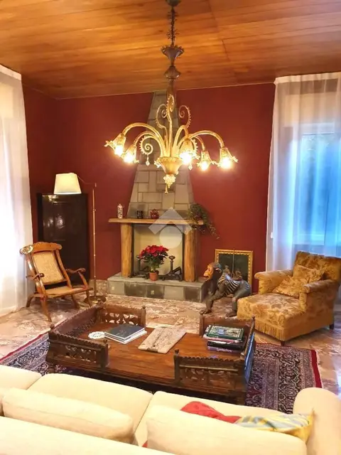 Quadrilocale in affitto a Bologna