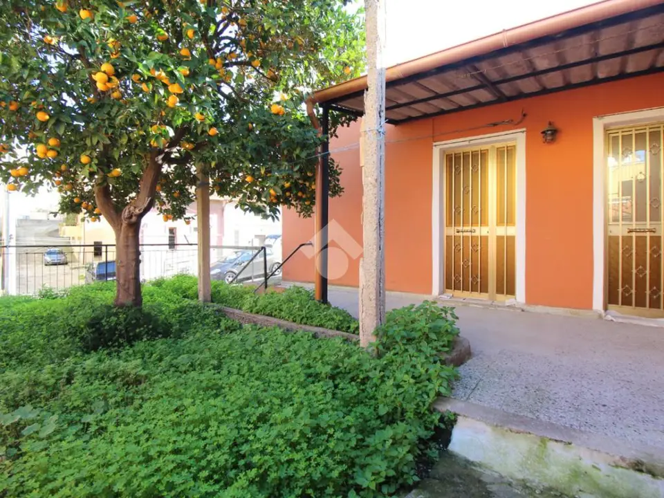 Casa semindipendente in vendita a Villa San Giovanni