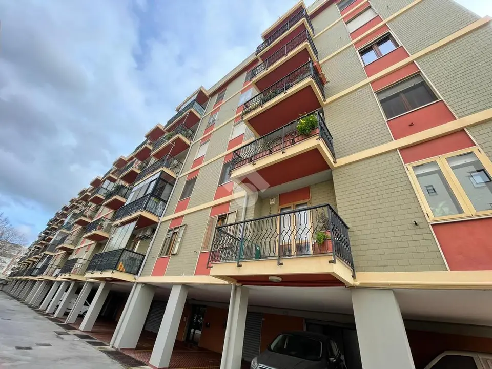 Quadrilocale in vendita a Cagliari