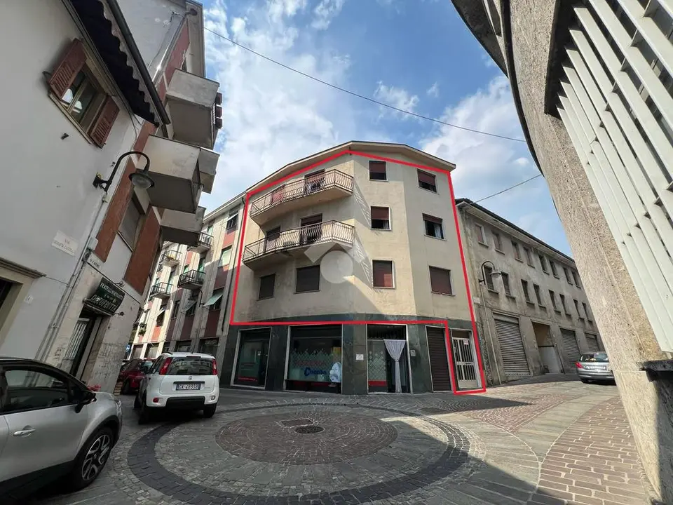 Casa semindipendente in vendita a Gandino