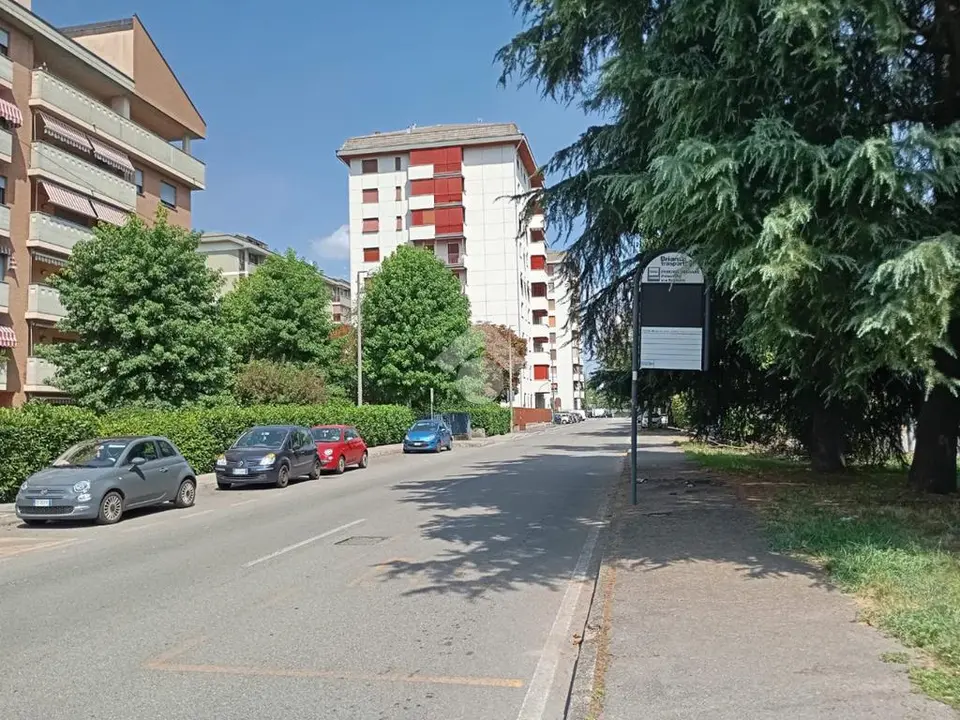 Box / posti auto in vendita a Paderno Dugnano