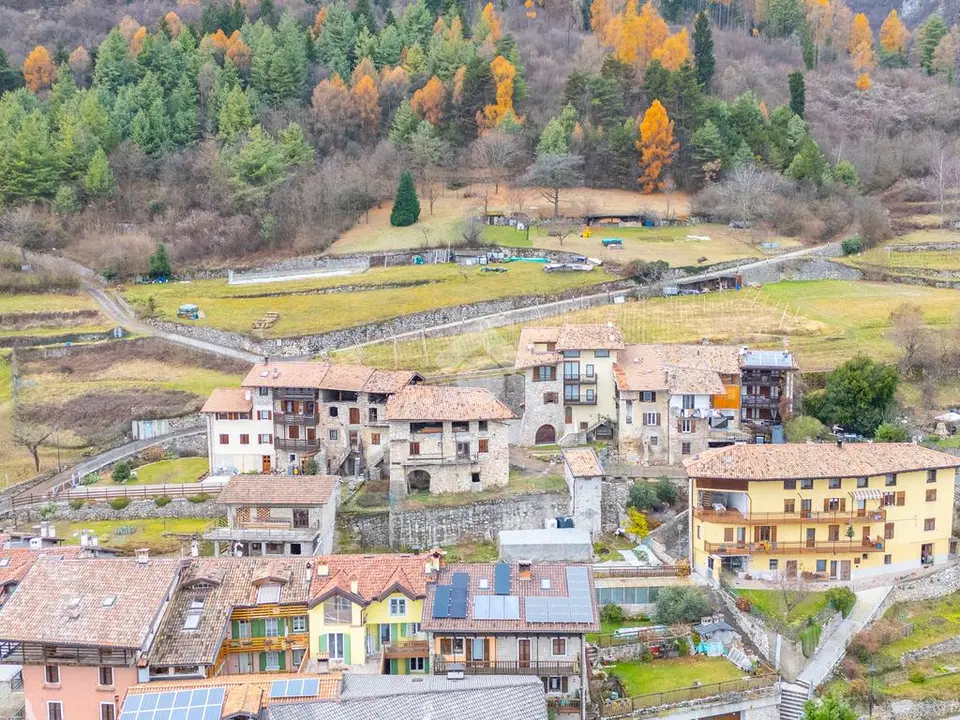 Rustico in vendita a Isera