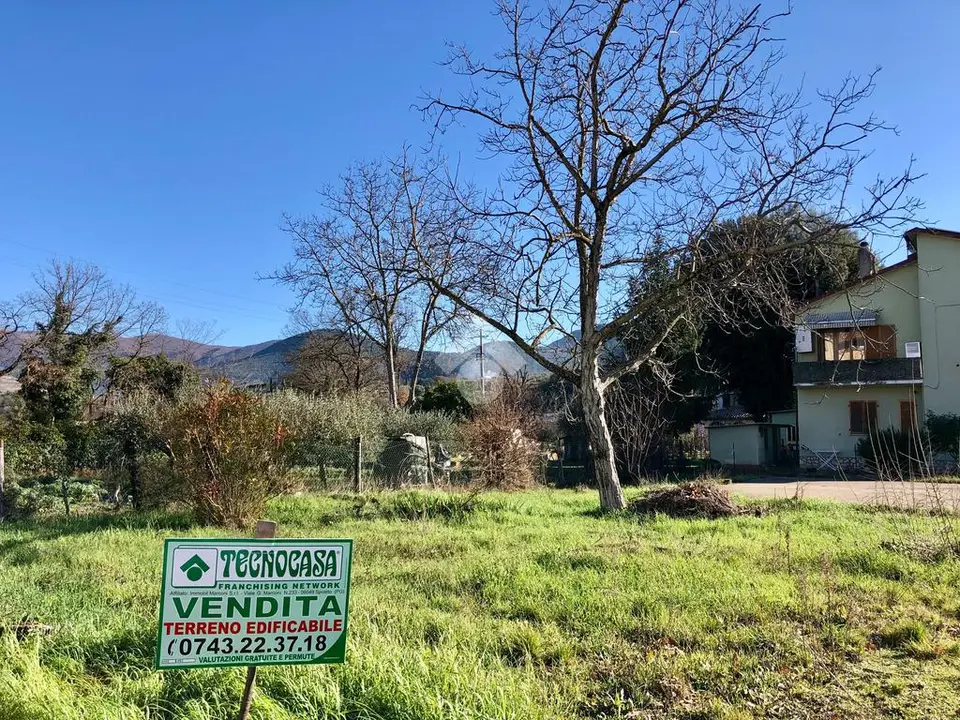 Ter. residenziale in vendita a Spoleto
