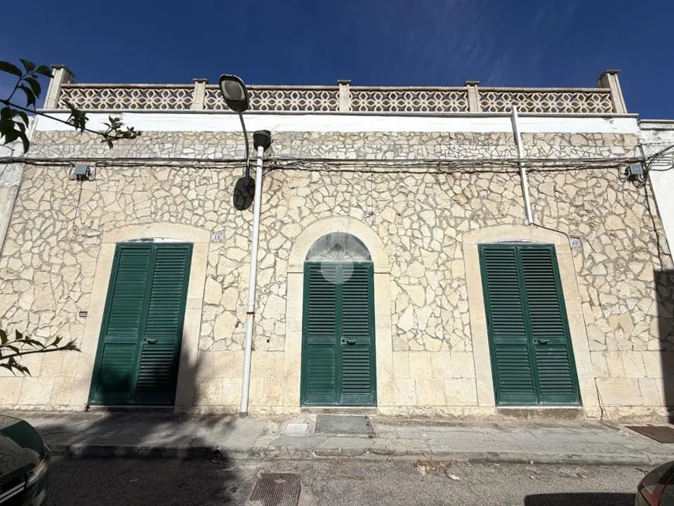 Casa indipendente in vendita a Bari