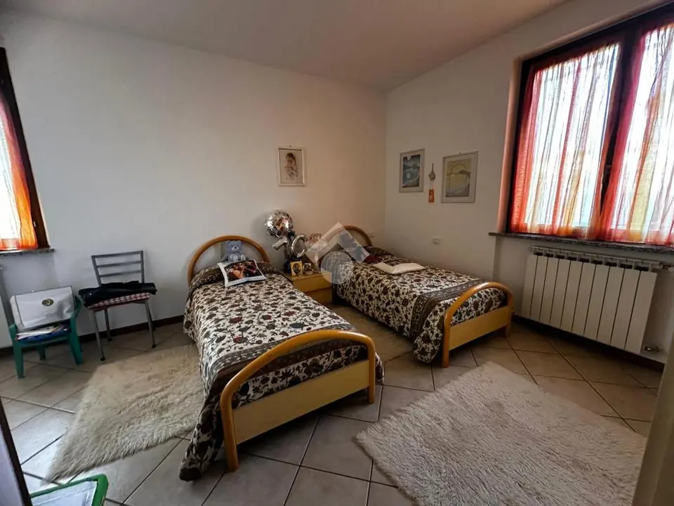 Trilocale in vendita a Calcinate