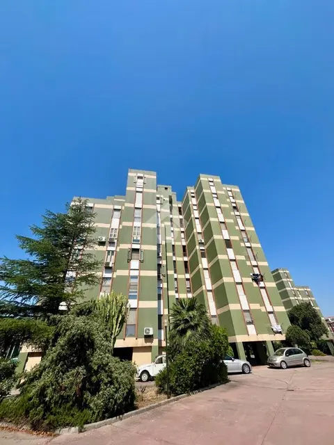5 locali in vendita a Cagliari