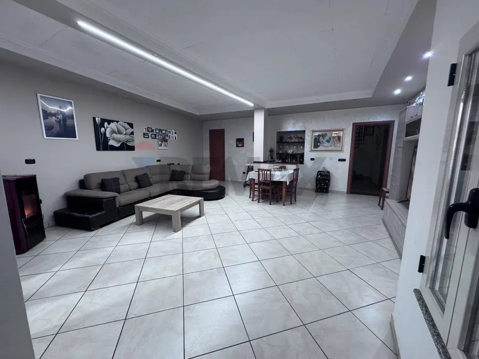 Casa Indipendente in Vendita a Corigliano-Rossano