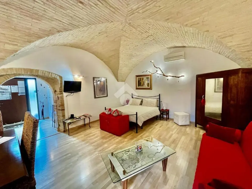 Bilocale in vendita a Spello