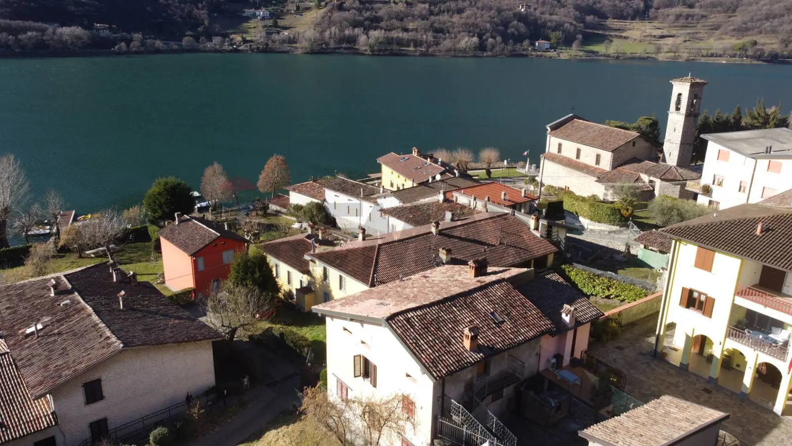 Casa Indipendente in Vendita a Endine Gaiano