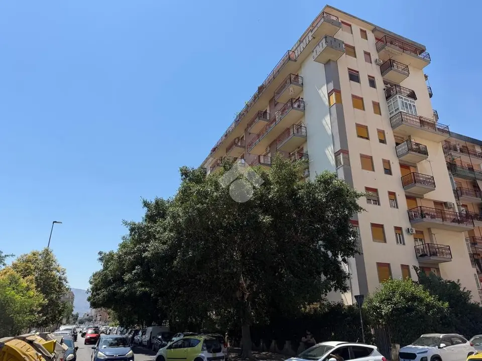 5 locali in vendita a Palermo