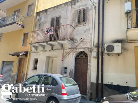 Appartamento in VIA DUCA D'AOSTA SNC, Sant'Agata di Militello (ME)