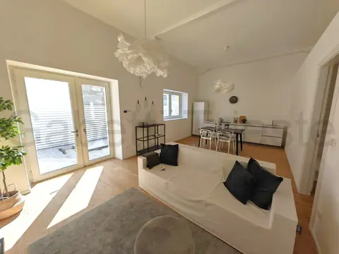 Appartamento in VIA BUONARROTI, Trieste (TS)