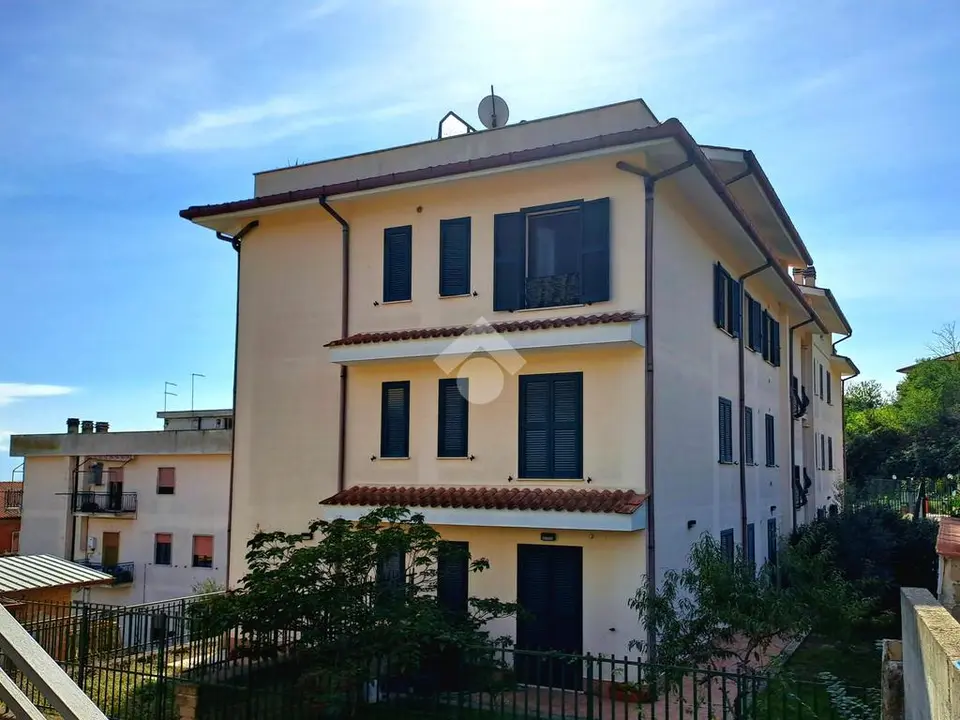 Trilocale in vendita a Rignano Flaminio