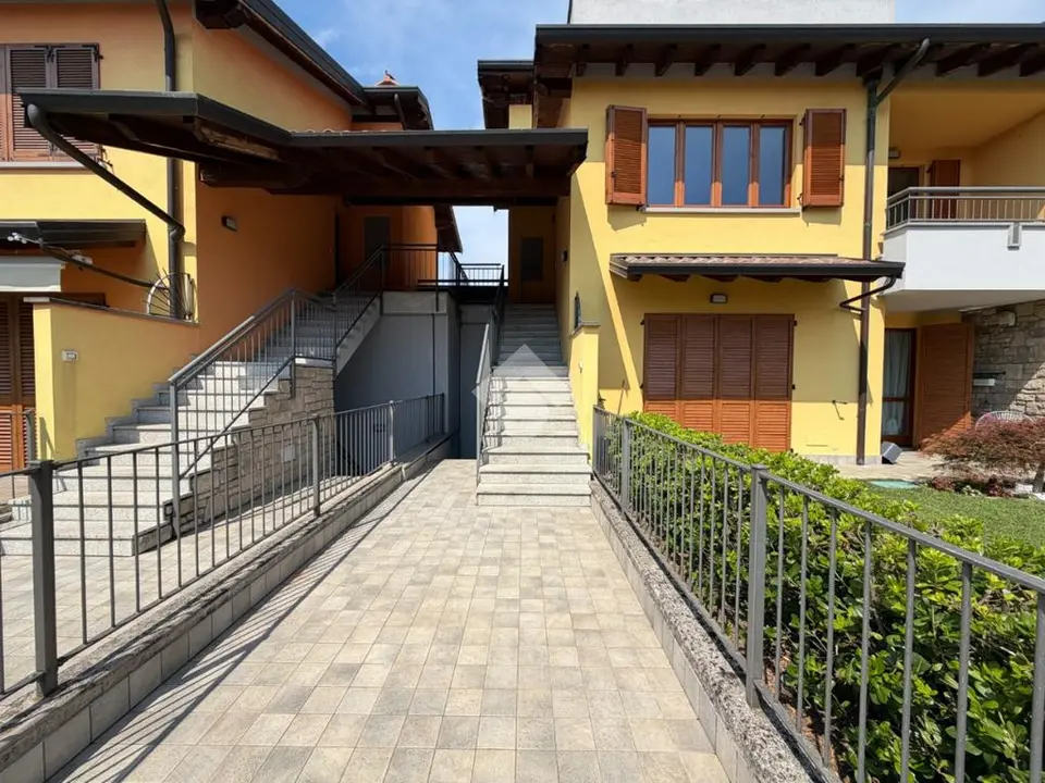 Quadrilocale in vendita a Osio Sotto