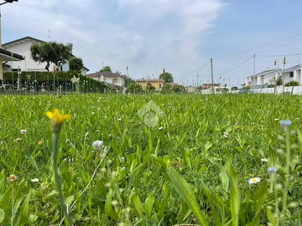 Ter. residenziale in vendita a Teolo