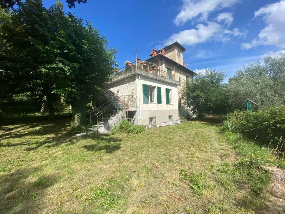 Quadrilocale in vendita a Casella