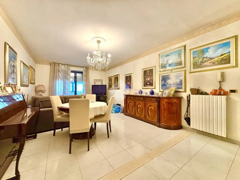 Quadrilocale in vendita a Bari