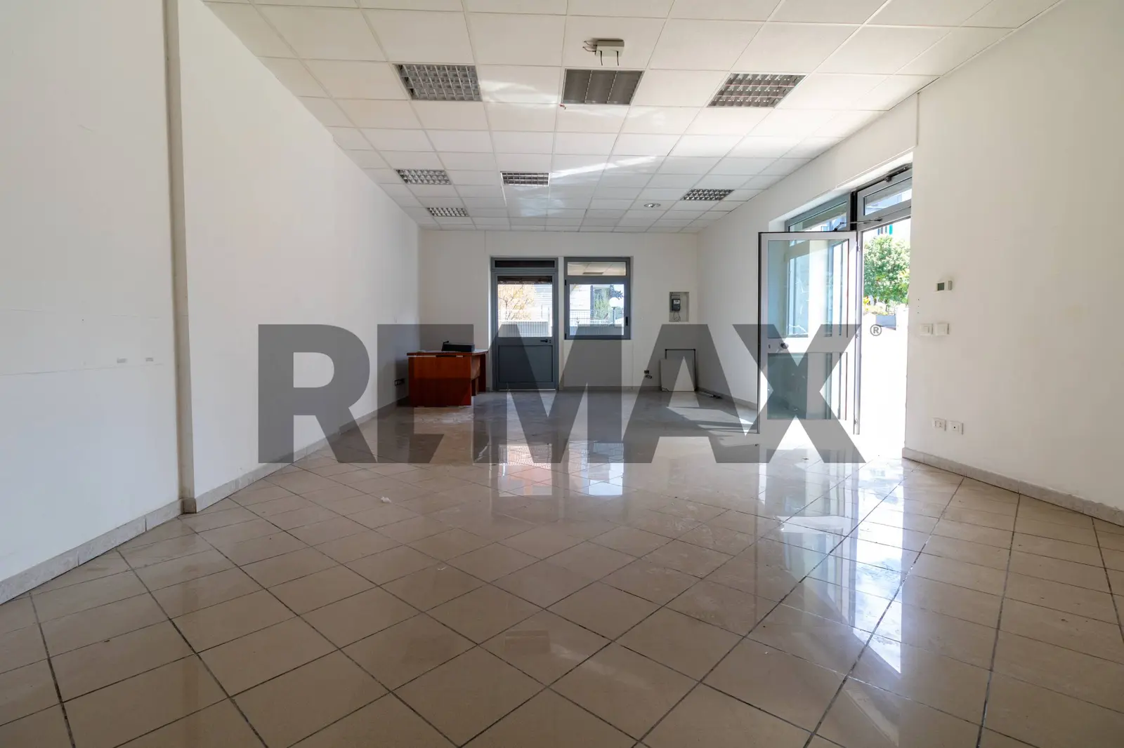 Locale Commerciale in Affitto a Roma