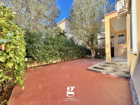 Appartamento in Via San Marco  4, Ascea Marina (SA)