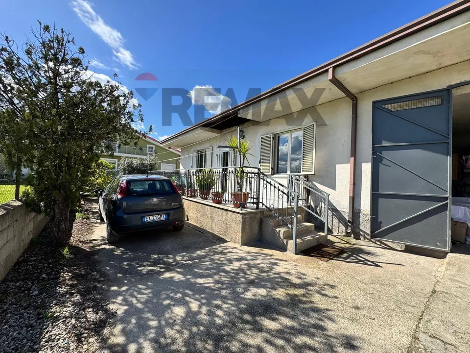 Casa Indipendente in Vendita a Corigliano-Rossano