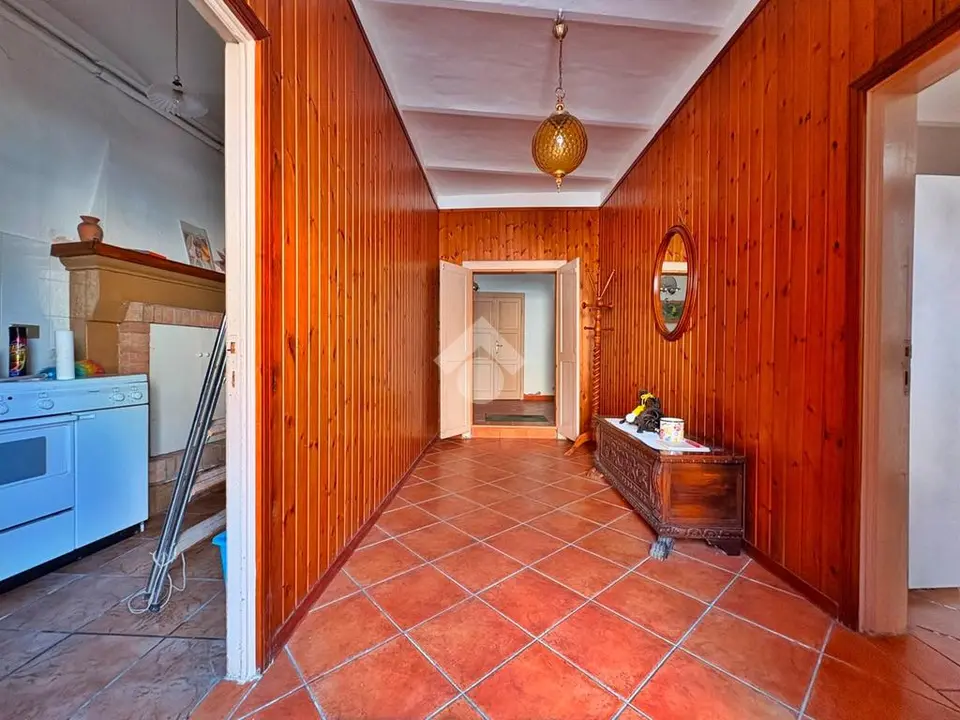 Casa semindipendente in vendita a Fossato Di Vico