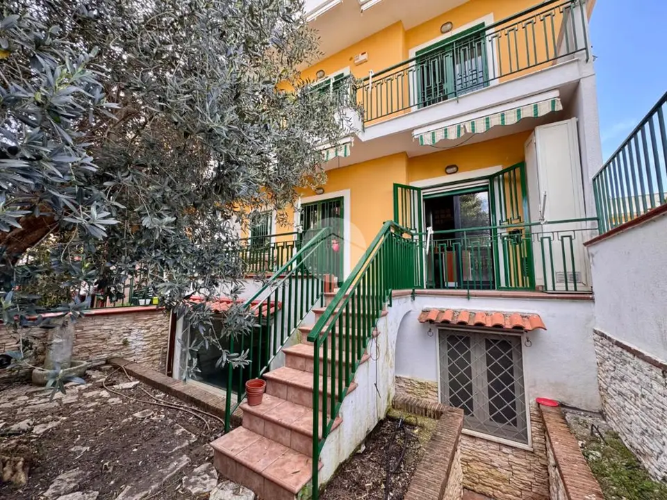 Villa a schiera in vendita a Marano Di Napoli