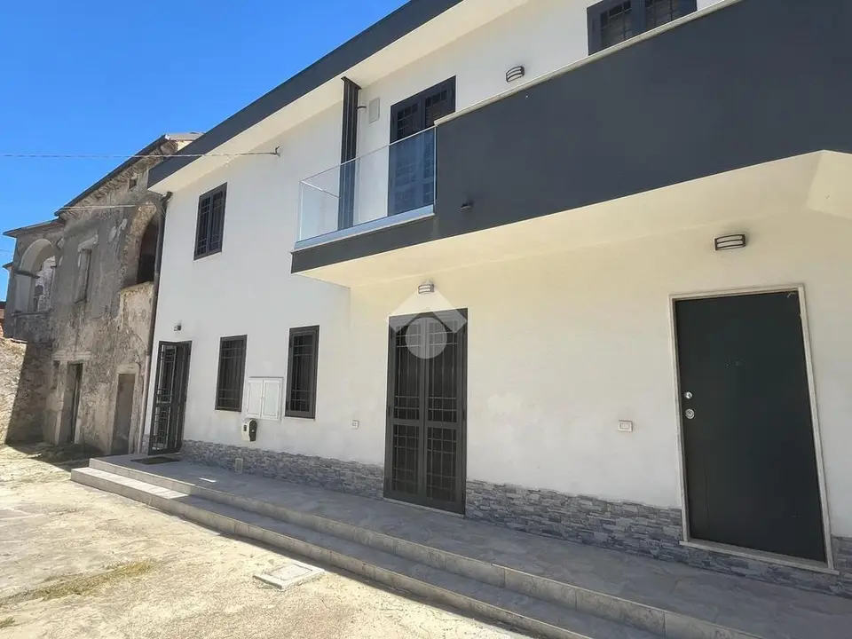Casa semindipendente in vendita a Baronissi