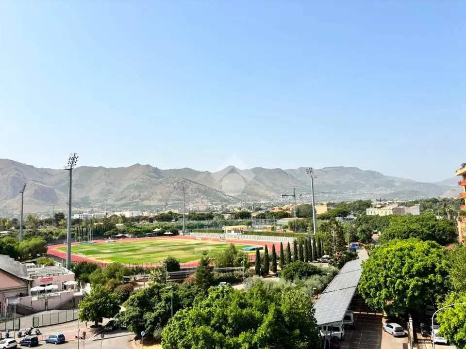 Quadrilocale in vendita a Palermo