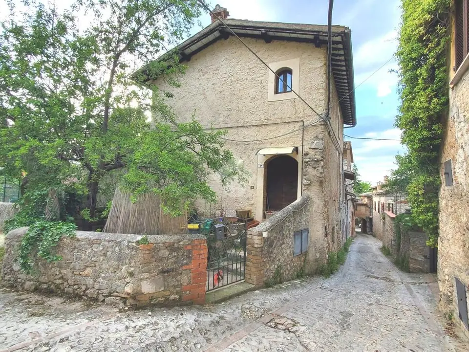 Trilocale in vendita a Spoleto